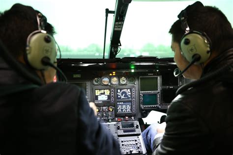 helicopter flight training perth|Home .